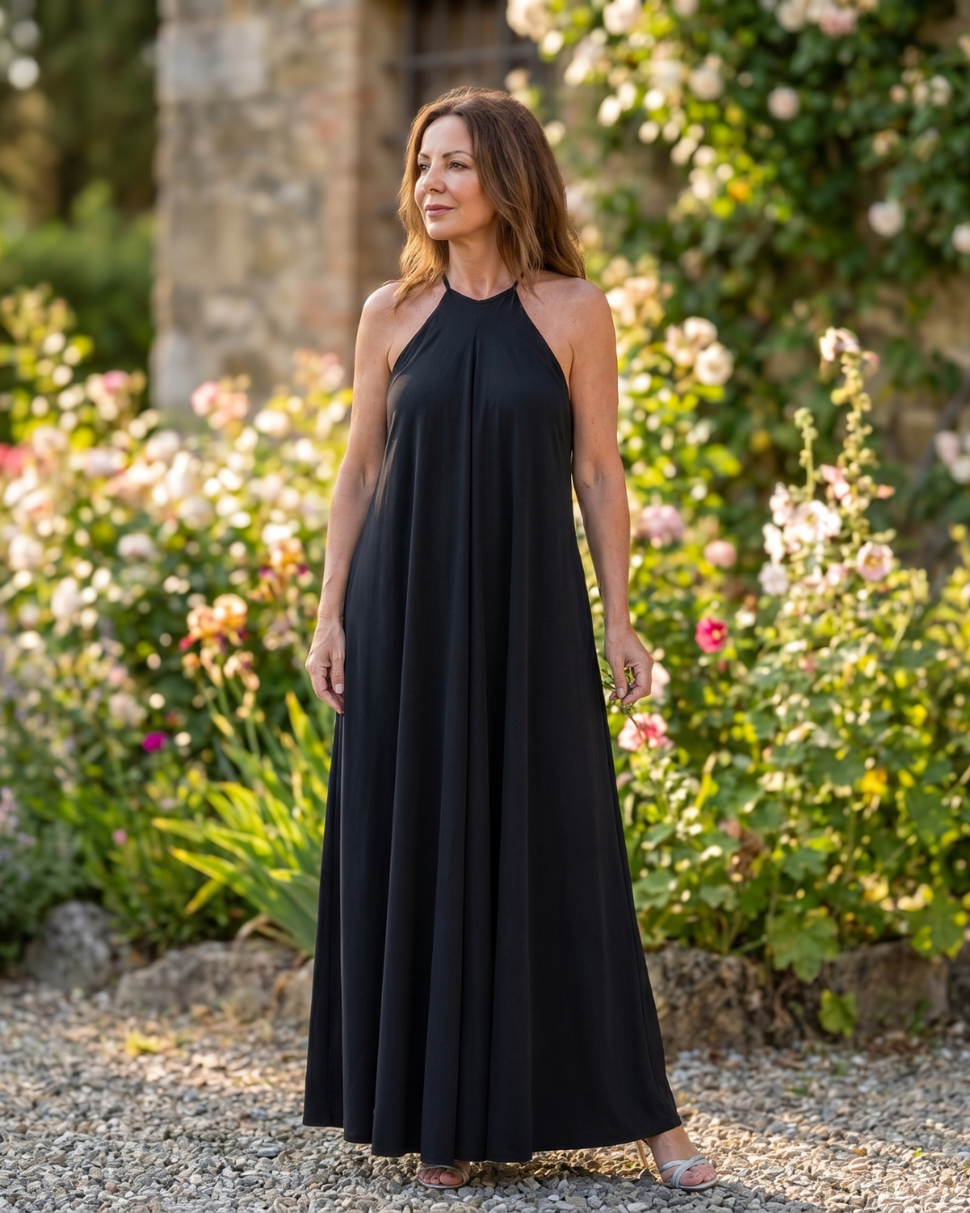 Shotle | Robe maxi fluide sans manches avec col doux