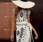 Bluma | Conjunto de blusa y falda con estampado floral