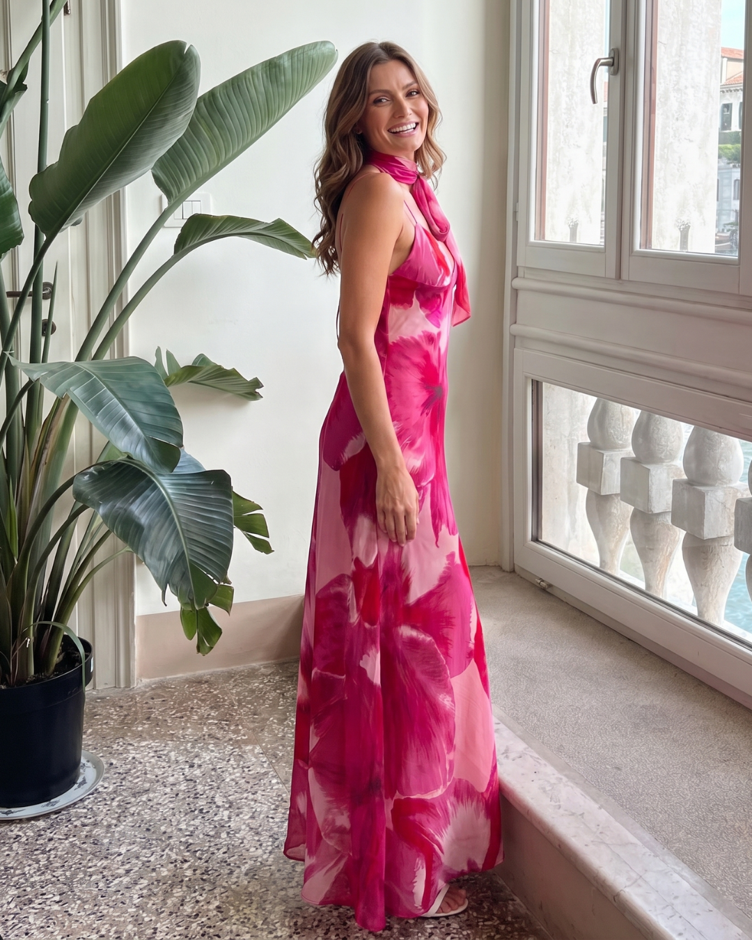 Najem | Robe Midi Sans Manches Imprimée Aquarelle Décolleté Profond