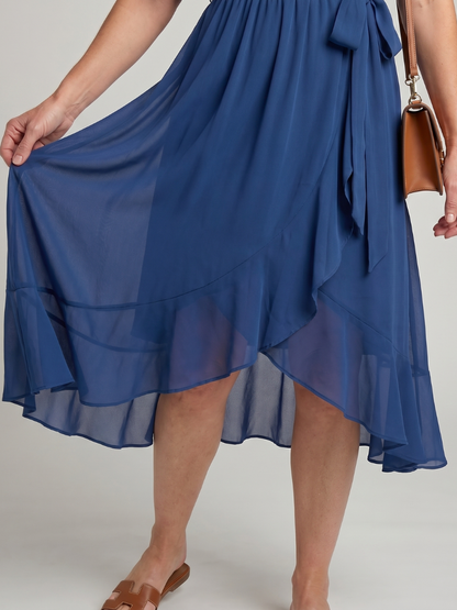 Keziah | Robe Midi à Manches Courtes avec Ourlet Doux et Fluide
