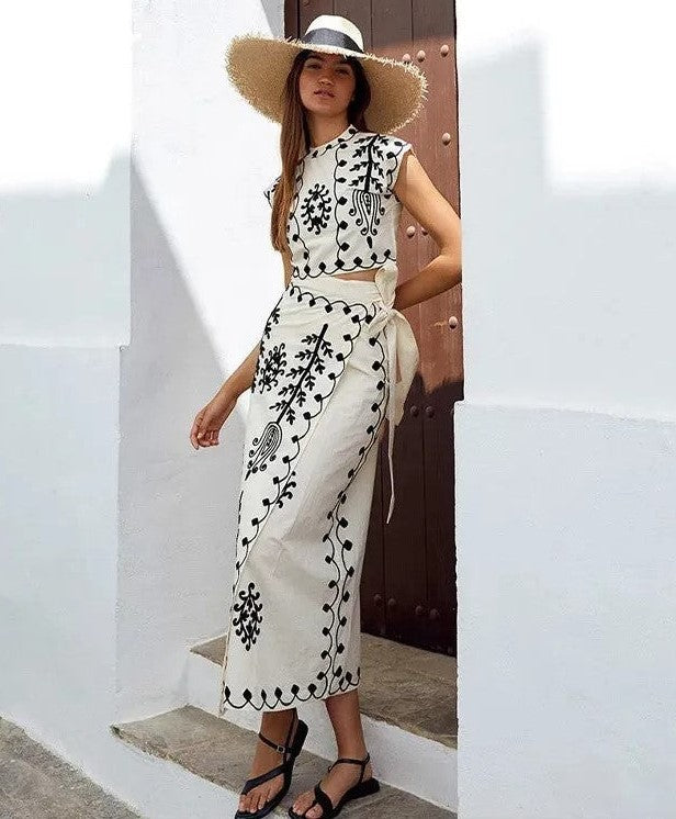 Bluma | Conjunto de blusa y falda con estampado floral