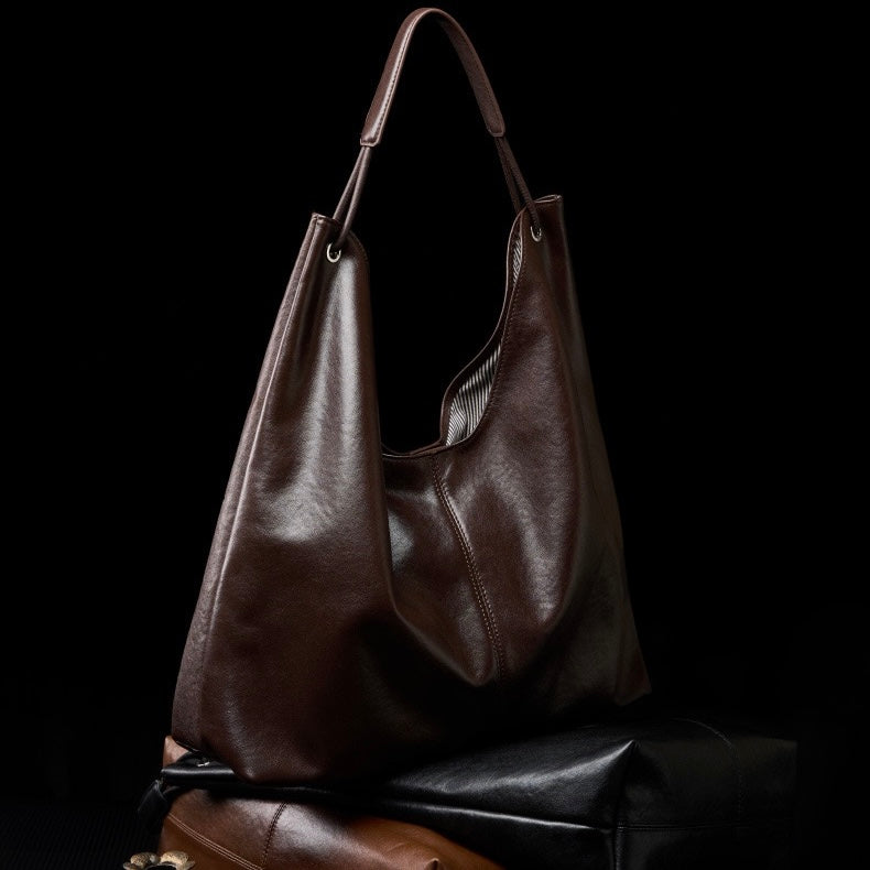 Nóvia | Minimalist Leather Tote Bag