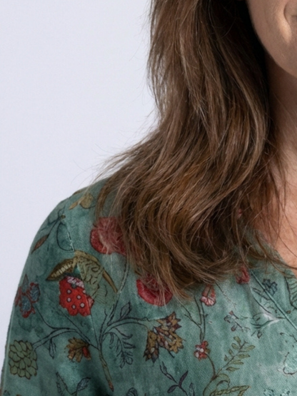 Marina | Robe Maxi à Manches Trois Quarts et Col V Floral
