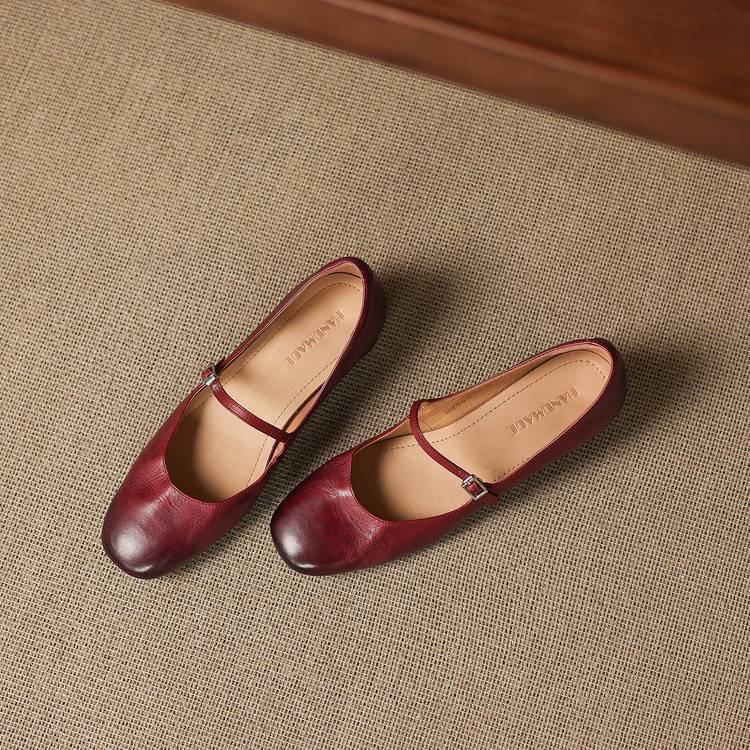 Solenne™ ストラップ フラットシューズ
