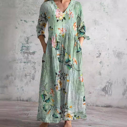 Barbara | Flowy Dress with V-Neck and Floral Pattern