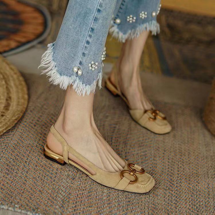 Evorelle™ ビットモチーフ スリングバック