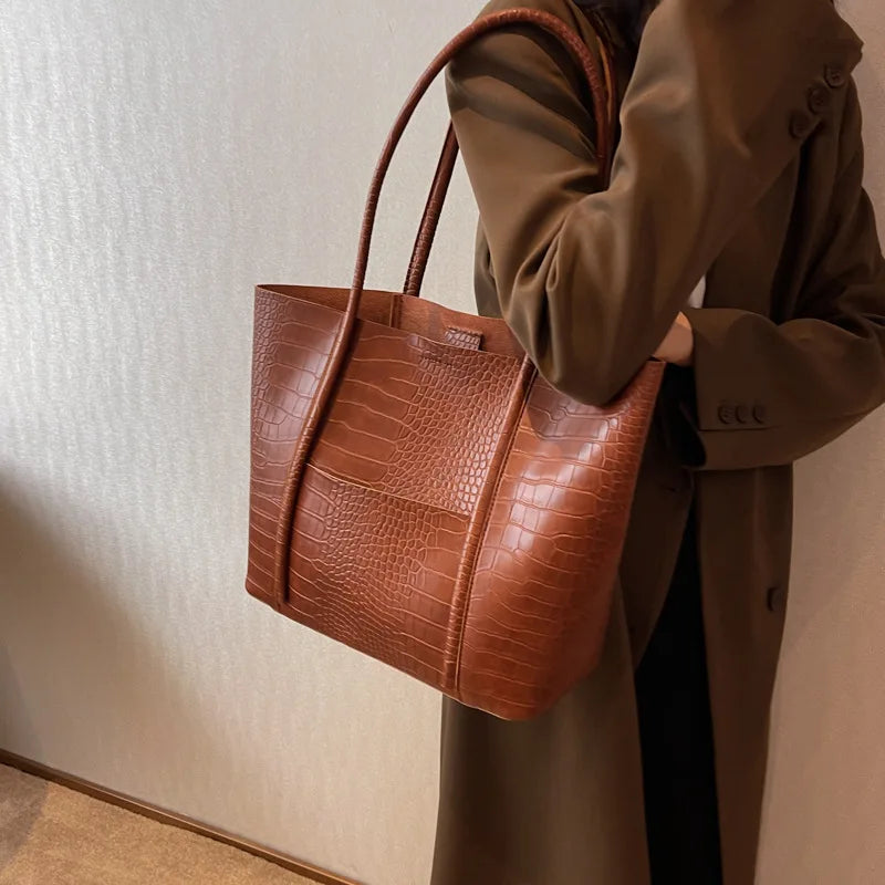 Betina | Croc Leather Shoulder Bag