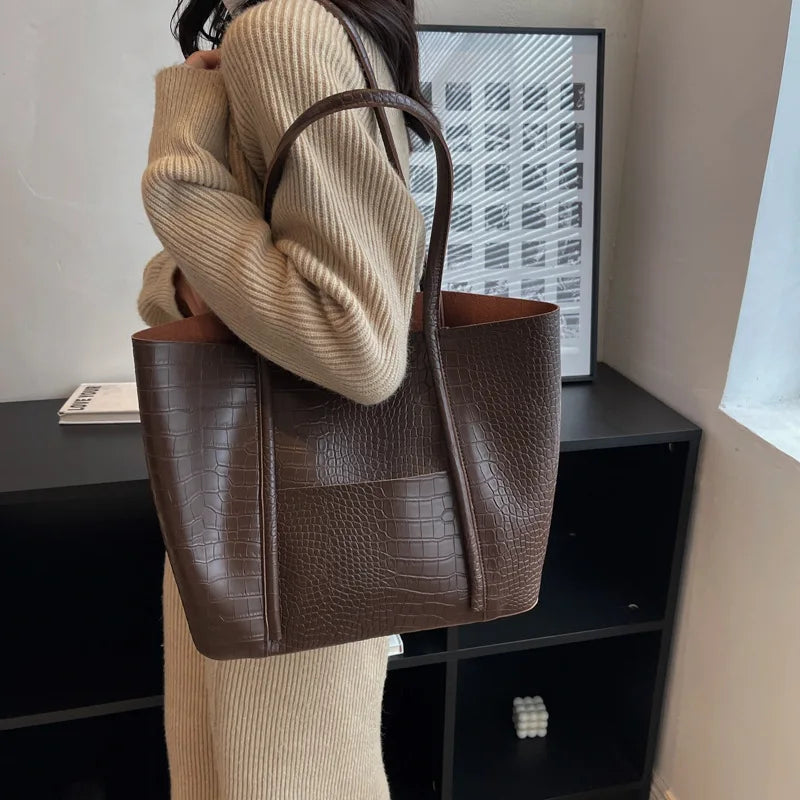 Betina | Croc Leather Shoulder Bag