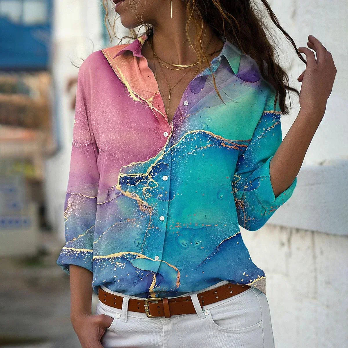 Isla – Airy Silhouette Blouse