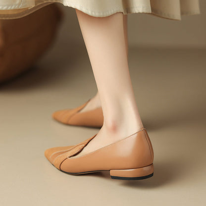 Klarienne™ ポインテッドトゥ パンプス