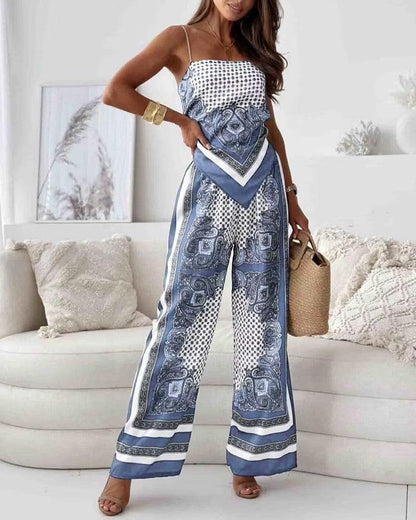 Helen | Ensemble de robe à lacets et pantalon prêt pour les vacances