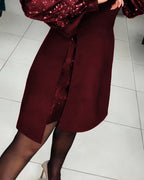 Liliana | Elegancka Sukienka z Bufiastymi Rękawami i Patchworkowymi Detalami