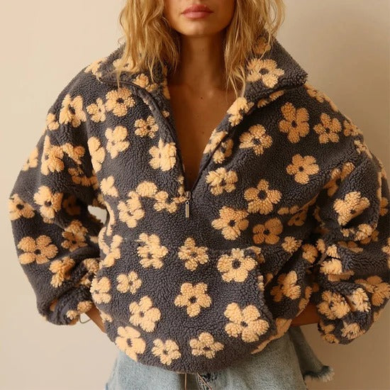 Lilya™ | Plush Floral Pullover